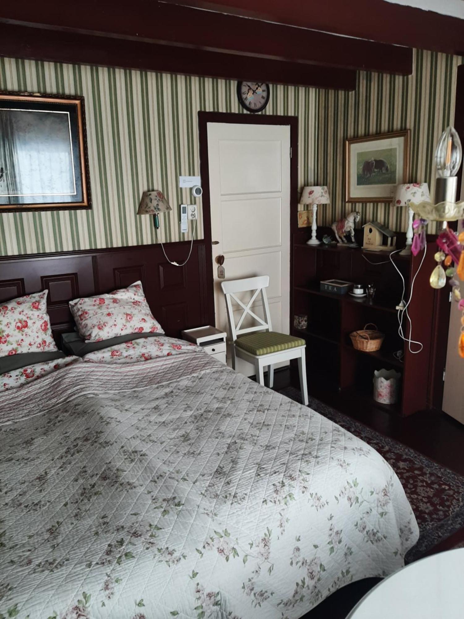 Bed And Breakfast Het Oude Bos Wijnjewoude Luaran gambar