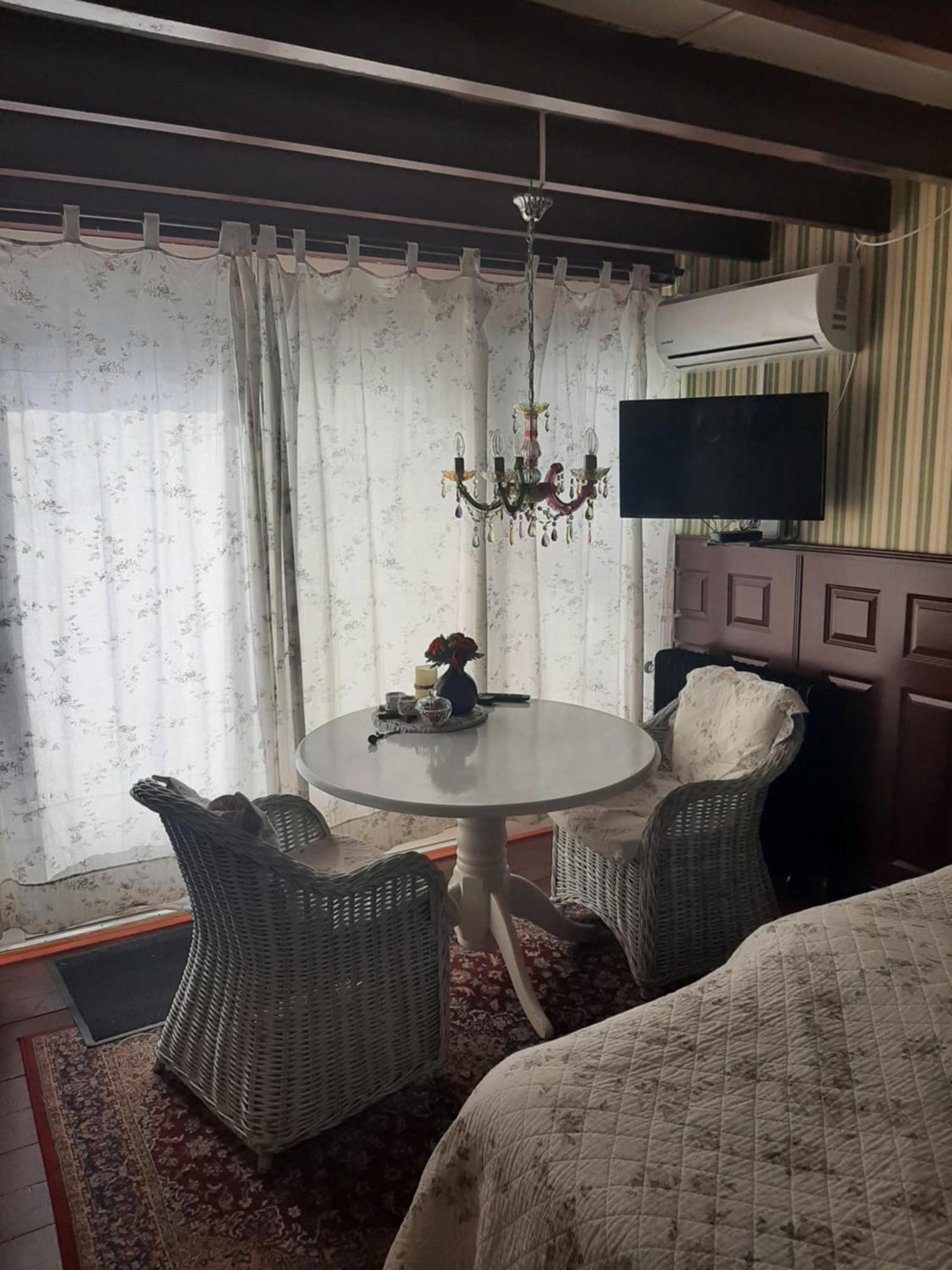 Bed And Breakfast Het Oude Bos Wijnjewoude Luaran gambar